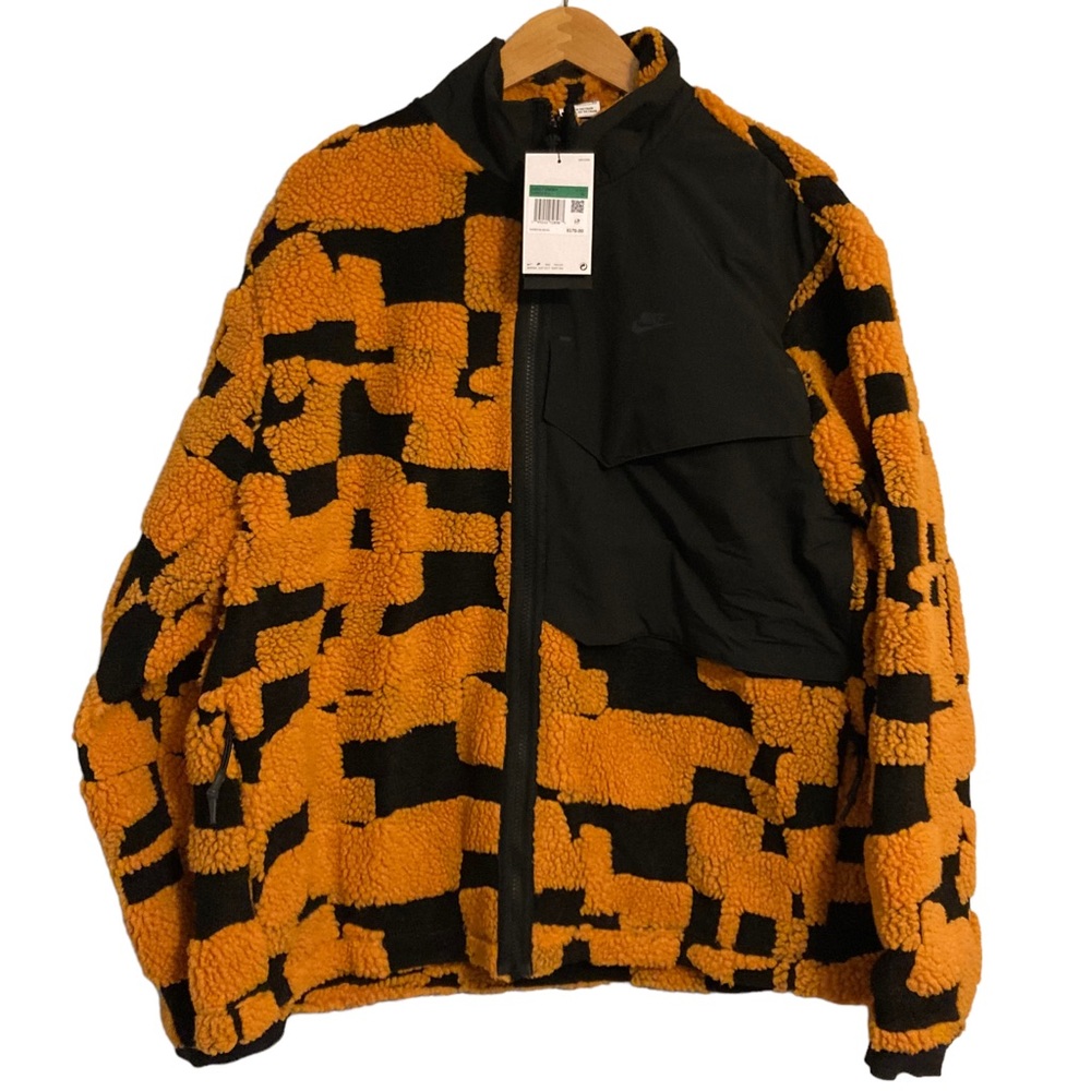Nike Sportswear Therma-FIT Tech Pack Engineered Fleece Jacket DD6632-011 Size XL